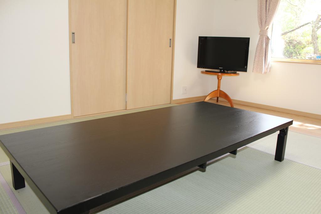 Nishimiyasou Hotel Fudzsikavagucsiko Kültér fotó